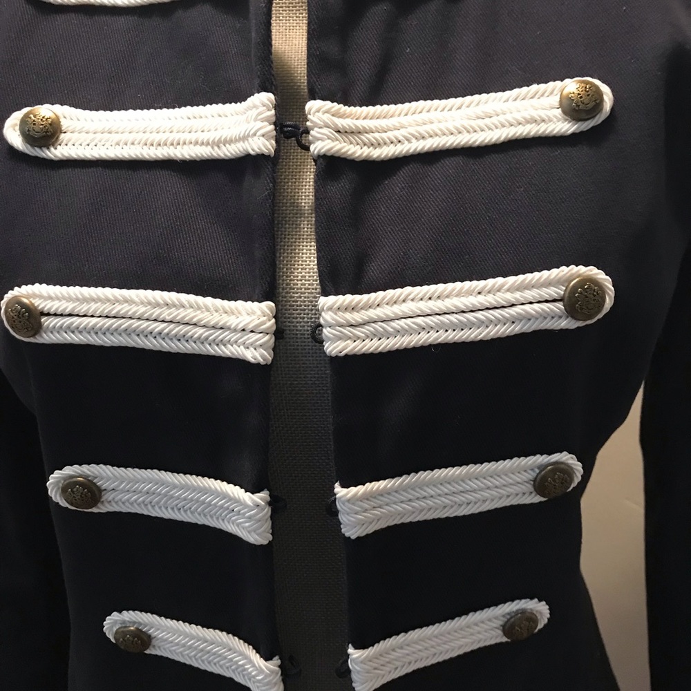 Beautiful navy jacket - Picture 2 of 5